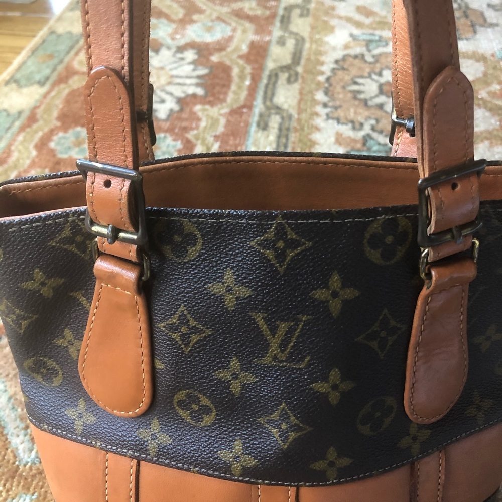 *️⃣SOLD*️⃣ Louis Vuitton Vintage Bucket Bag - Picture 6 of 8